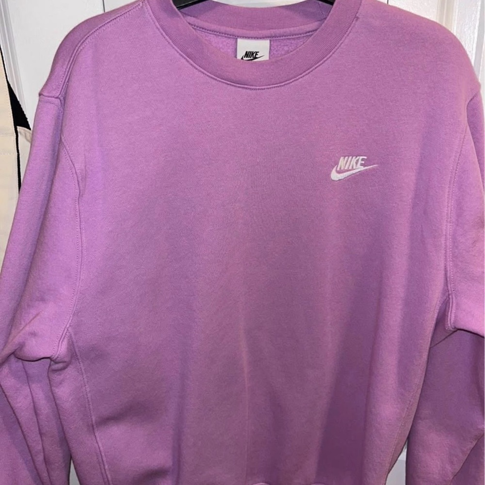 Nike Lavender Crewneck Sweatshirt